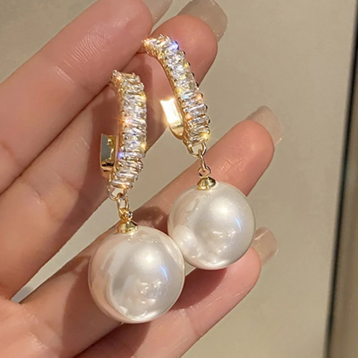 Elegante øredobber med perle og zirkonia