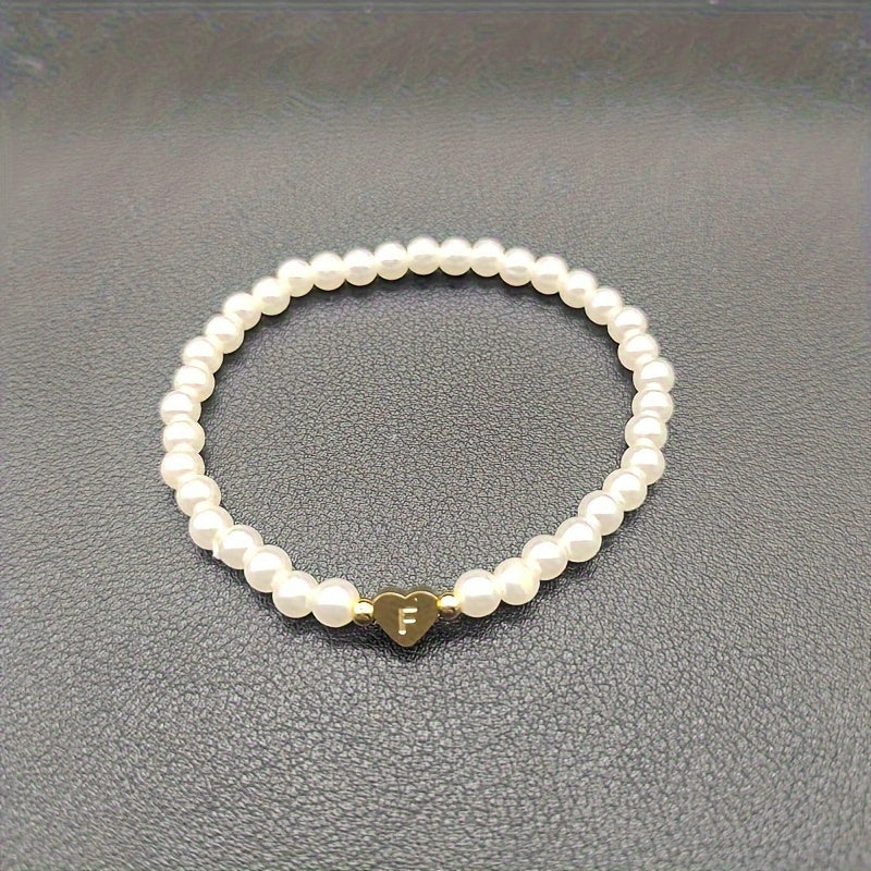 Elegant armbånd med hjerte-initial (A-Å)