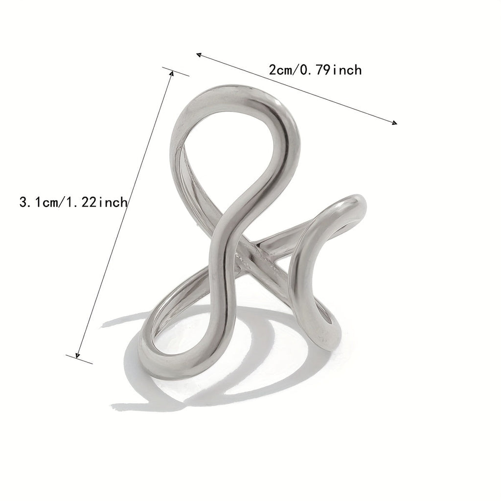 Elegant ring med asymmetrisk bølge