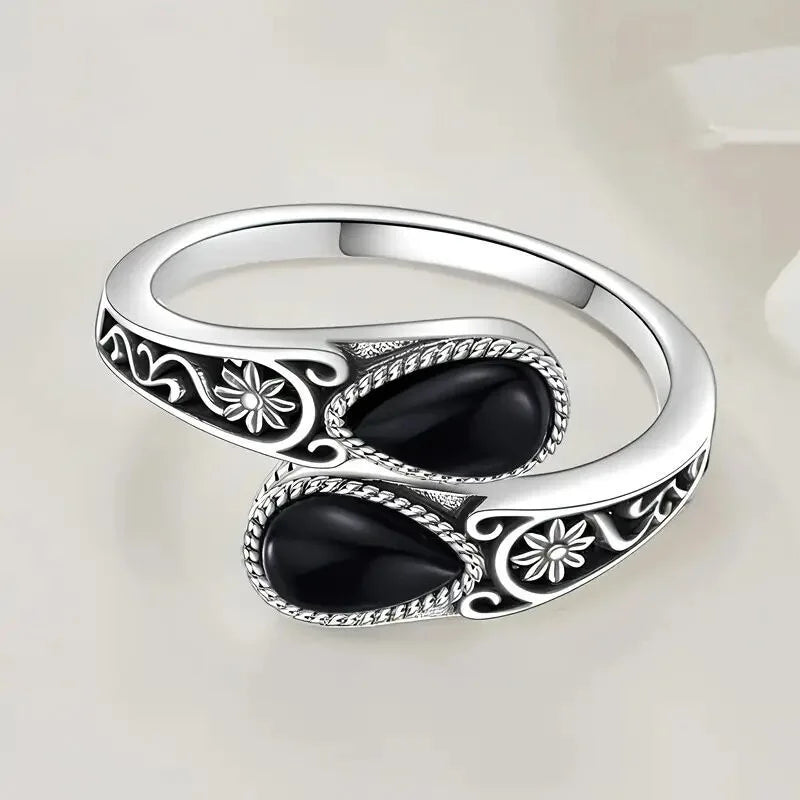 Elegant ring med månesteinsblomst