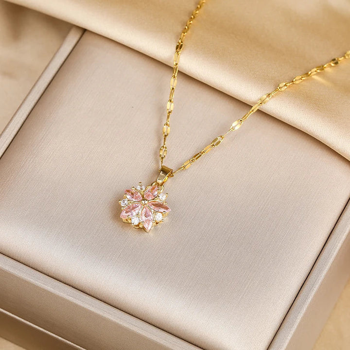 Romantisk rosa sakura-halskjede i rustfritt stål