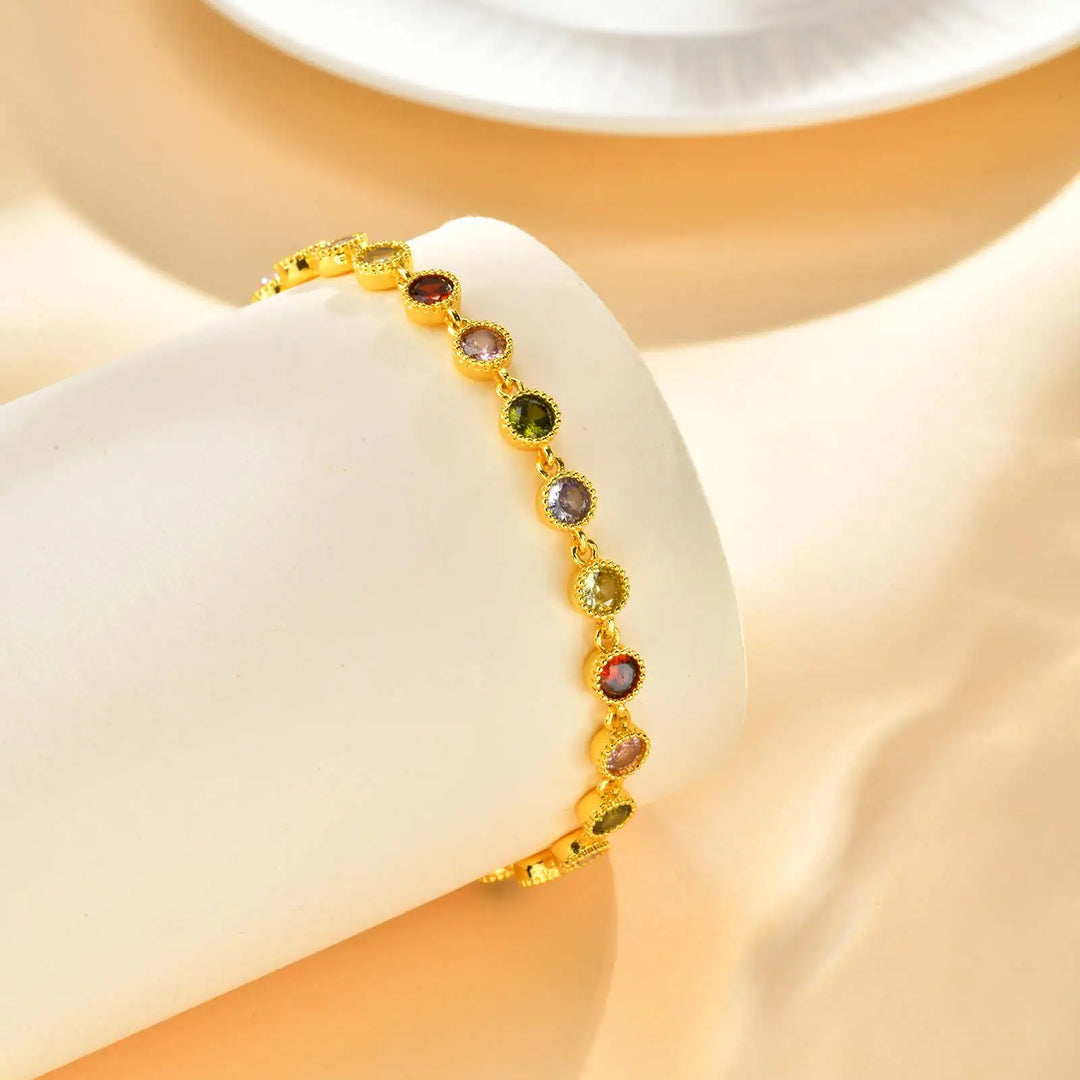 Skinnende regnbue-charm-armbånd