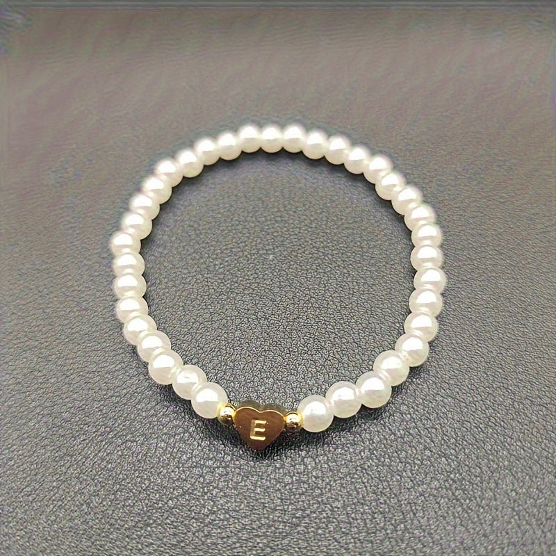 Elegant armbånd med hjerte-initial (A-Å)