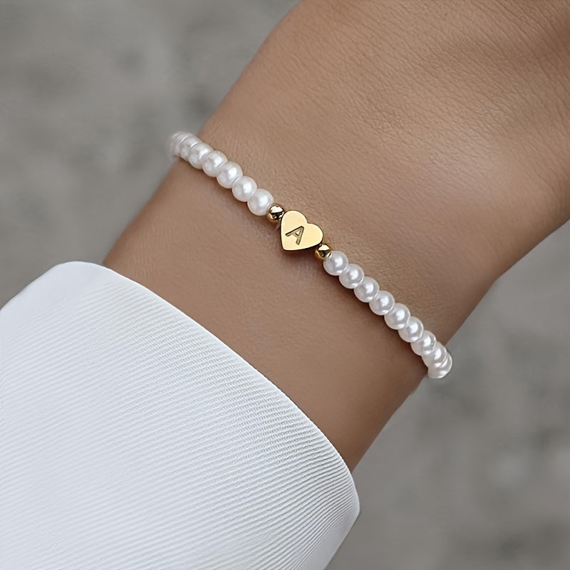 Elegant armbånd med hjerte-initial (A-Å)