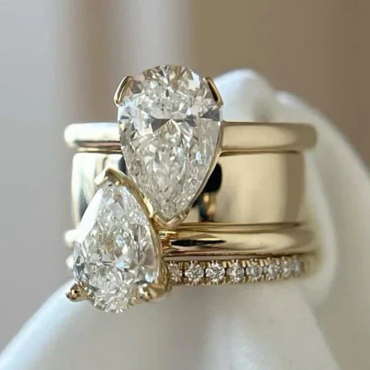 Vintage ring med dobbel zirkonia-dråpe