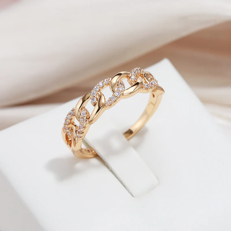 «Elegant mesh» – gullring