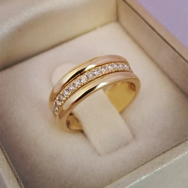 Vintage ring med zirkonia